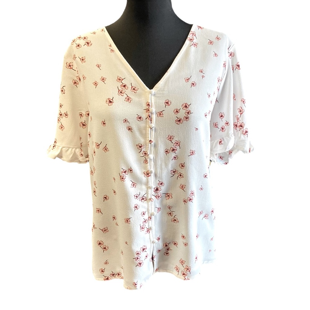 CeCe Floral Ruffle Sleeves Blouse